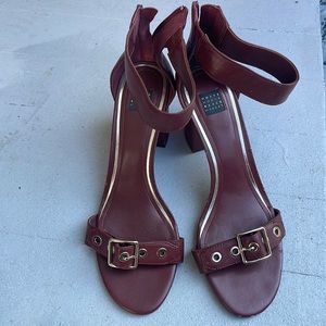 White House Black Market Ryder Grommet Buckle Ankle Strap Heels Sandal 9M